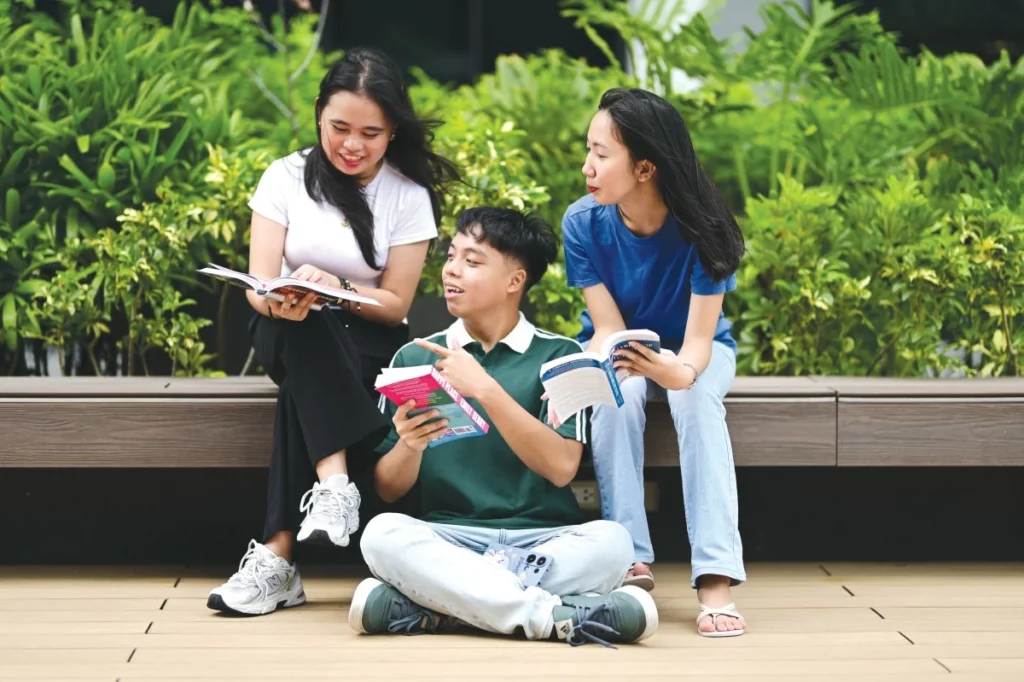 How Scholarships Open Doors for High School Students