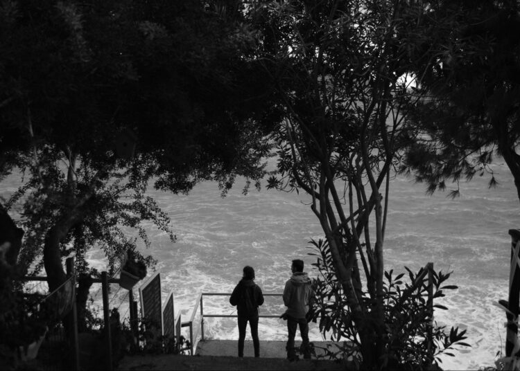 Unlocking the Power of Manifesting Generators: A Guide to Human Design